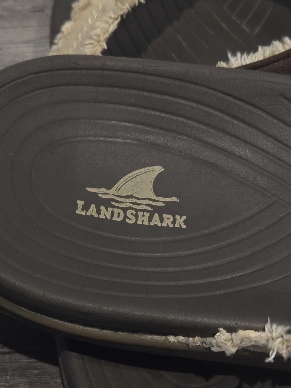 Land Shark Men's Flip Flops Sandals Thongs Brown/ Beige Thresher Size 12